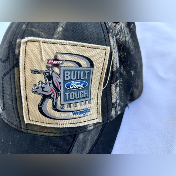 Wrangler Men’s Ford “Built Tough” Baseball Cap in Camouflage Sz OS - Picture 3 of 5